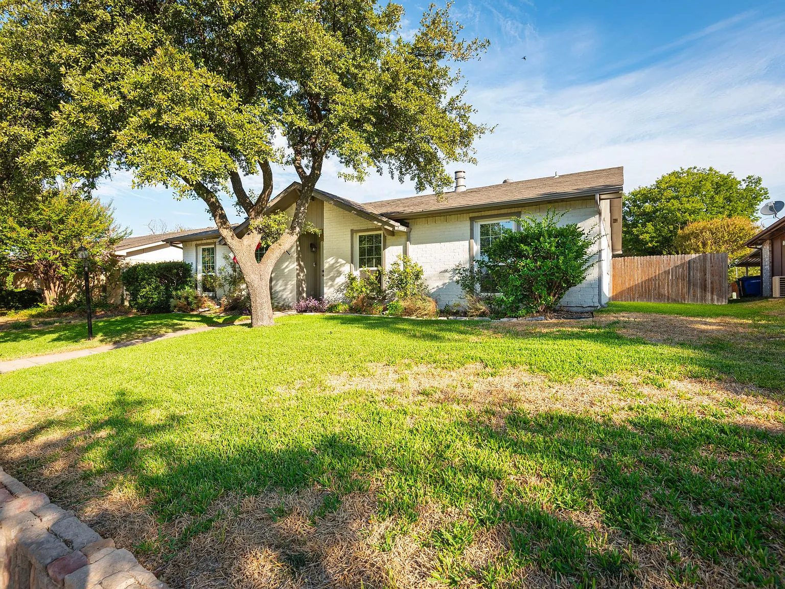 3 bed, 1576 sqft, $2,650 — Photo 4