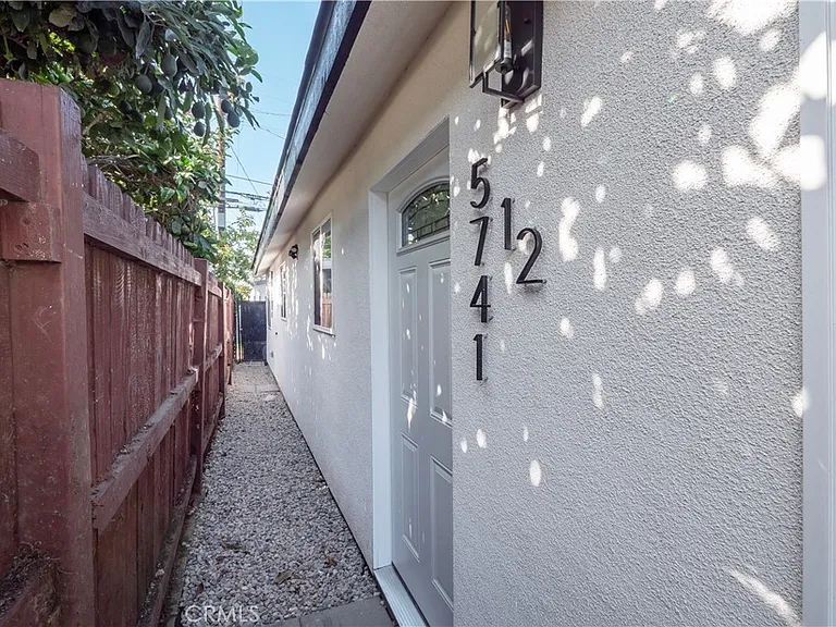 5739 S Saint Andrews Pl #1/2 — Photo 6