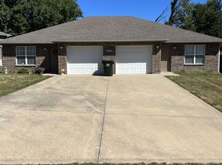 405 Blake Anthony Dr #B, Warrensburg, MO 64093