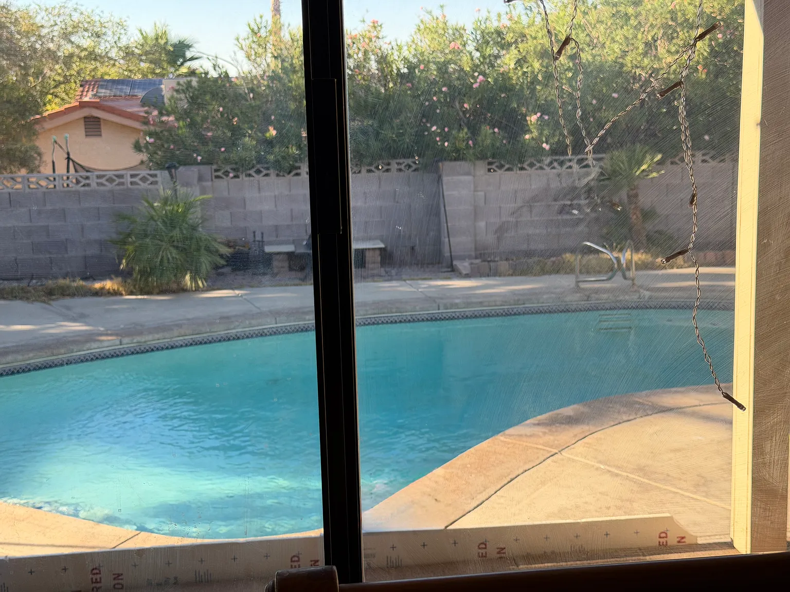 5 bed, 2871 sqft, $950 — Photo 2