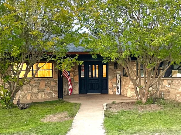 3121 FM 470, Bandera, TX 78003