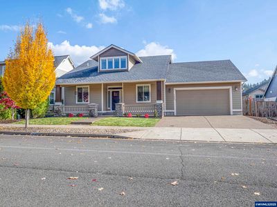 1440 Meadow Ave, Silverton, OR, 97381