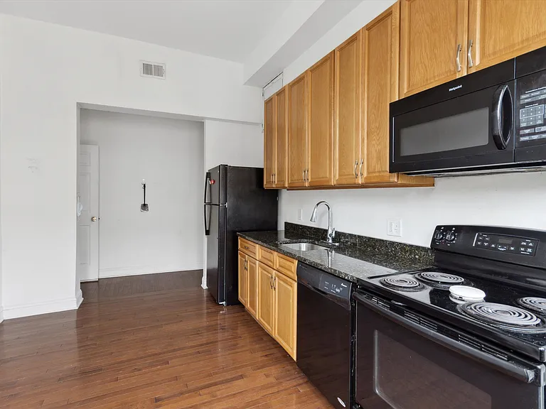 1539 Cecil B Moore Ave #2 — Photo 11