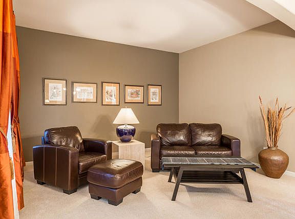4th image of 2032 San Esteban Cir