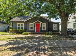 2734 E 14th Pl, Tulsa, OK 74104