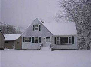 128 E Locust St, Duluth, MN 55811