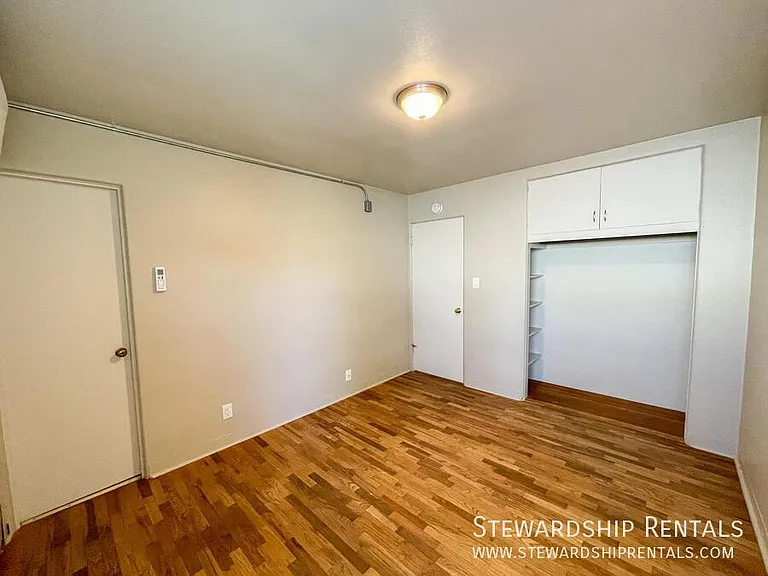 942 E 18th Ave #5 — Photo 13