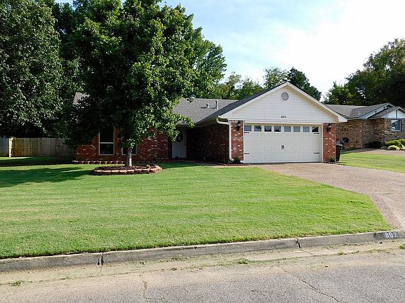 2nd image of 802 Northview Dr