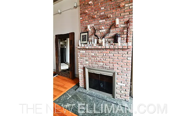 Sold by Douglas Elliman | media 15