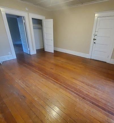 4th image of 725 N Cascade Ave #3554476