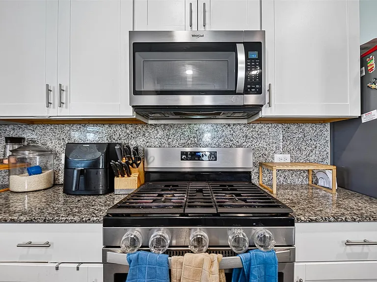 7031 Hobby Wind Ridge Dr — Photo 18