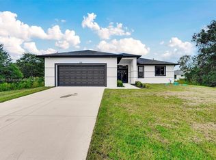 105 E 14th St, Lehigh Acres, FL 33972