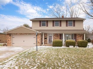 3540 Chrisfield Dr, Rocky River, OH 44116