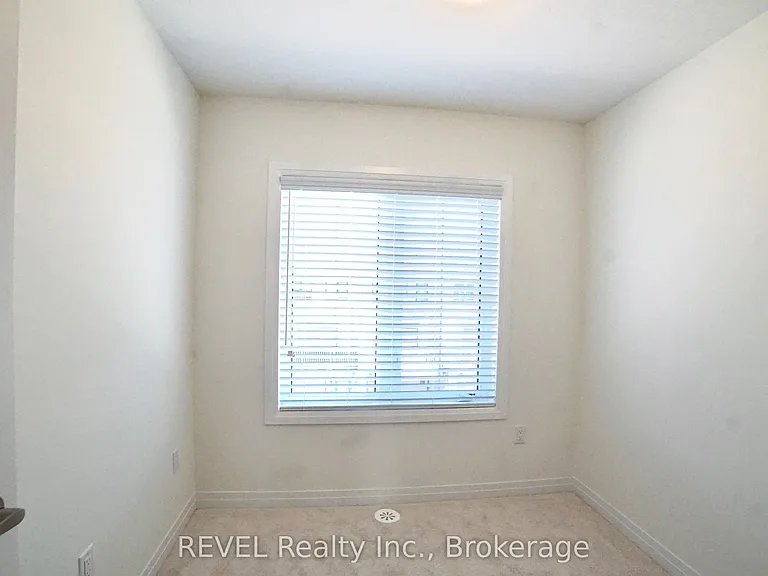 11 Lilac Ln — Photo 16
