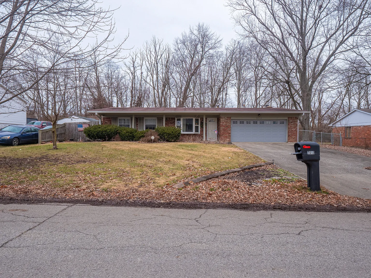 7012 Doris Dr photo 1