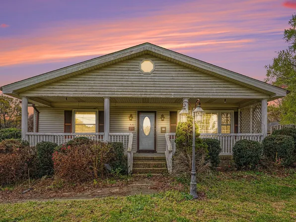 906 E Green St, Franklinton, NC 27525