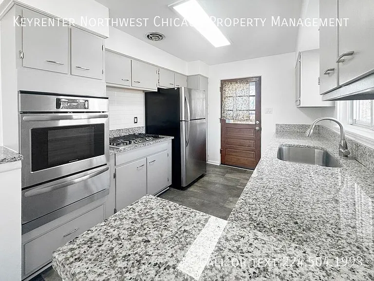332 N Smith St #2 — Photo 2