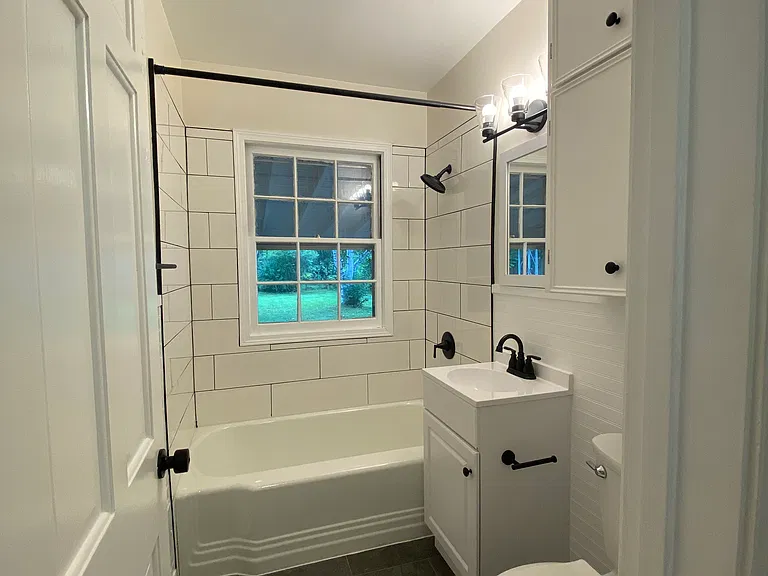 1720 Quentin Ave — Photo 8