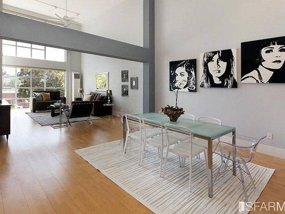 5th image of 428 8th St APT 202