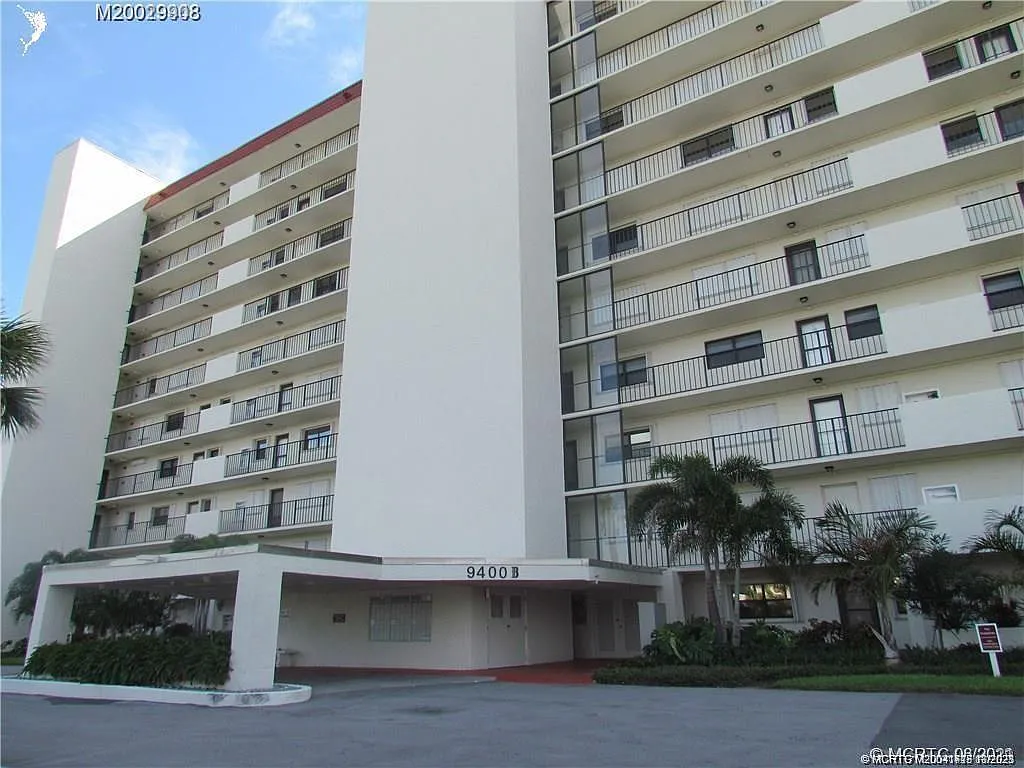 2 bed, 2.0 bath, 1112 sqft, $2,700 — Photo 2