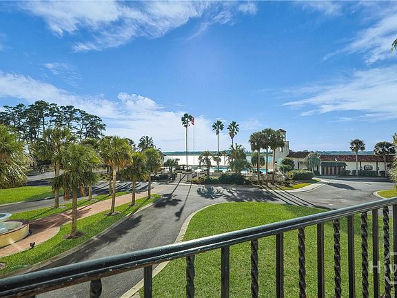 2nd image of 700 Wilmington Island Road #201