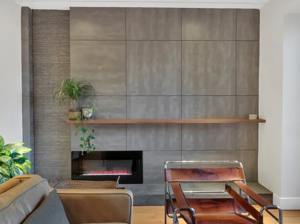 476 East 134th Street image 9 of 19