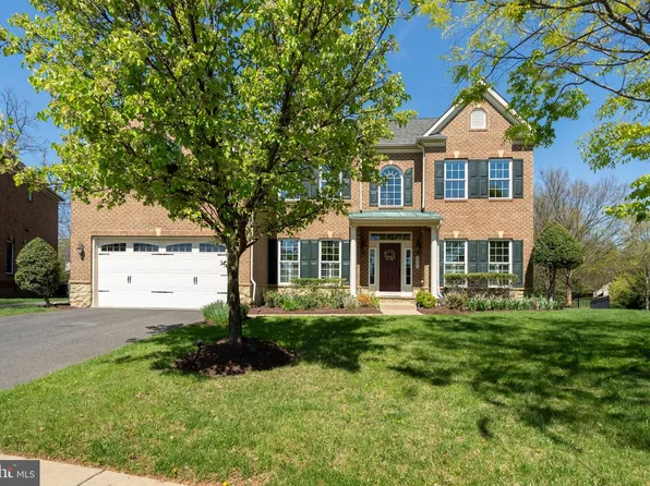 3961 Woodberry Meadow Dr, Fairfax, VA 22033