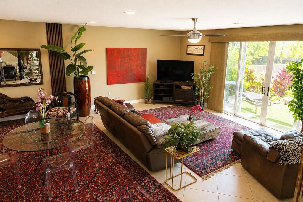 1365 SE 3rd Avenue, photo 3