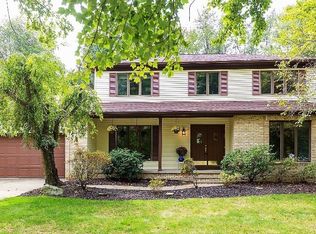 6308 Coldstream Dr, Highland Heights, OH 44143