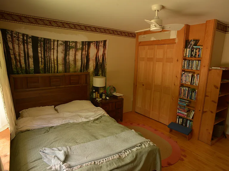 404 E Miller Rd — Photo 10