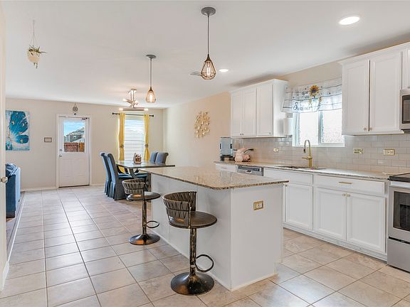 4th image of 1808 Arcola Ct