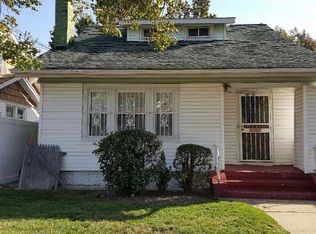 19116 110th Rd, Saint Albans, NY 11412