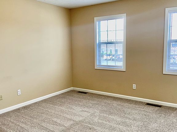 4th image of 117 Hillridge Ct APT A