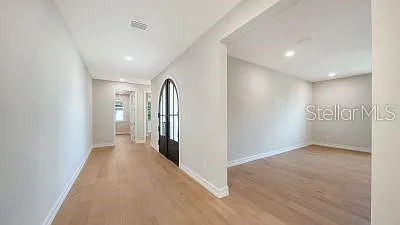 1850 Webber St — Photo 35