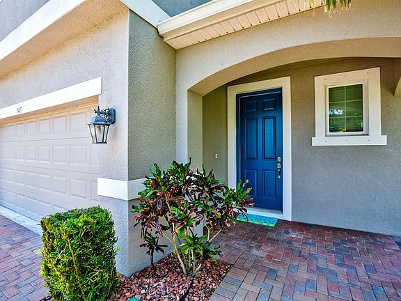 3rd image of 8455 Nandina Dr