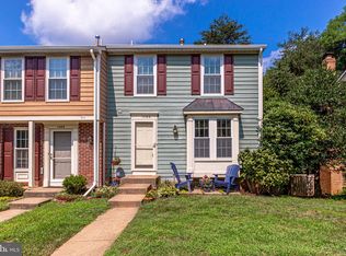 1486 Autumn Ridge Cir, Reston, VA 20194