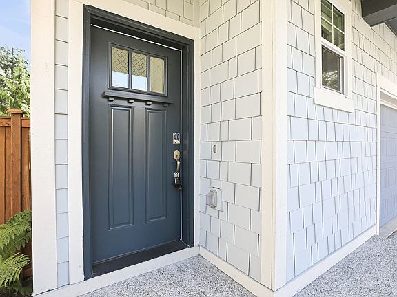 3rd image of 17903 33rd Ave SE