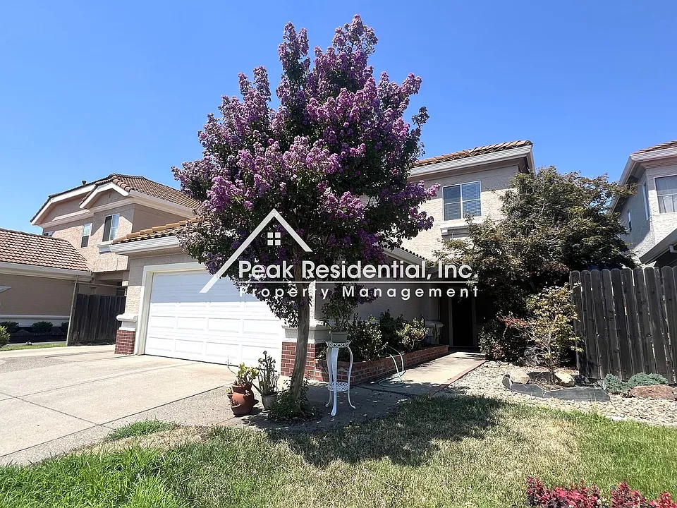 402 Harlow Ct