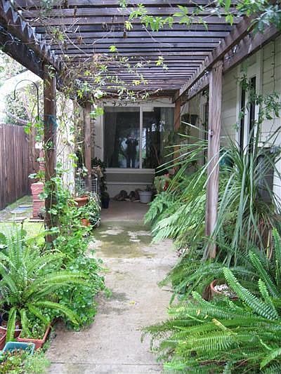 2nd image of 9424 Ivydale Cir