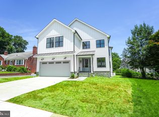 6029 26th Rd N, Arlington, VA 22207