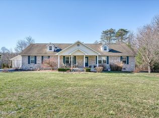 480 Sunset Ridge Dr, Crossville, TN 38571