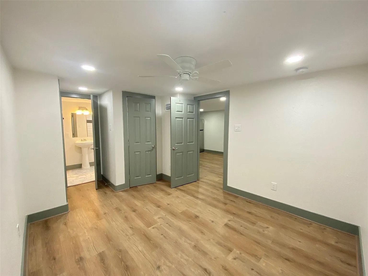 1 bed, 1.0 bath, 600 sqft, $1,200 — Photo 4