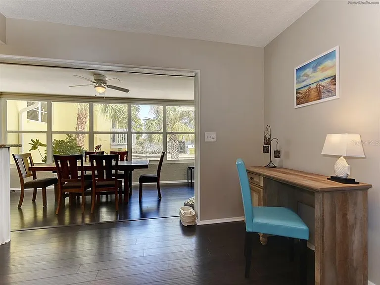 301 Avenida Madera #B — Photo 6