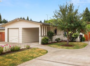 1050 NW Rachel St, Hillsboro, OR