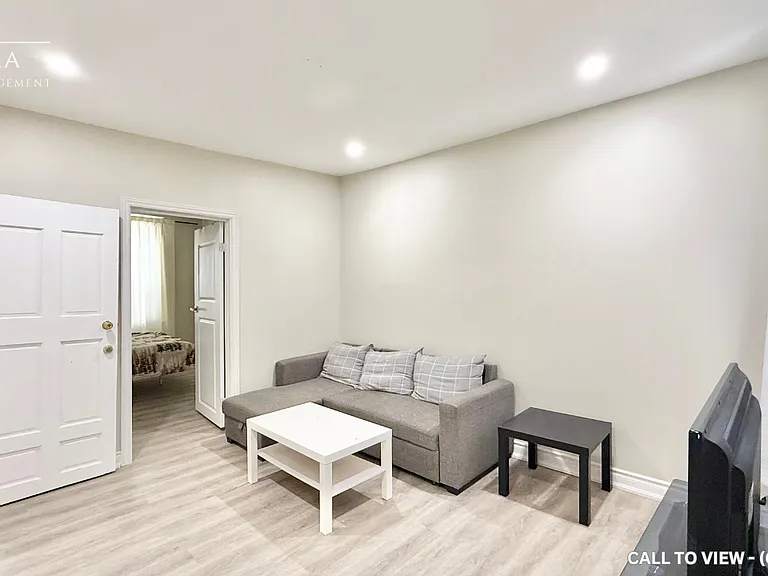 294 Ossington Ave #1 — Photo 4