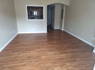 5215 Center St UNIT 4, Williamsburg, VA 23188