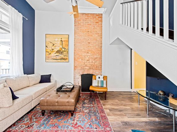 (undisclosed Address)