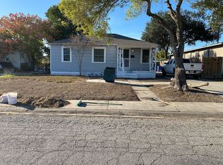 1517 Daytona Dr, Corpus Christi, TX 78415