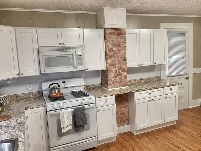 111 Herkimer St #2 — Photo 13