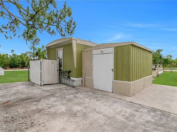 3rd image of 15333 Orangeade Dr